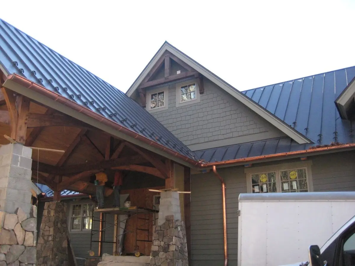 Craftsman Roofing team delivering quality roofing work in Lake Peekskill